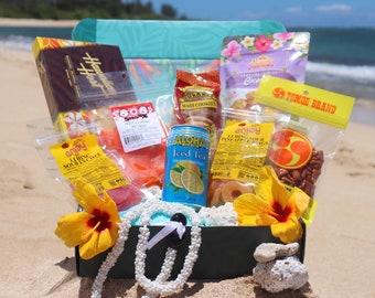 Hawaiian Snack Box | Hawaiian Gift | Tropical gift | Hawaii | Macadamia | Hawaiian Chocolate | Made in Hawaii