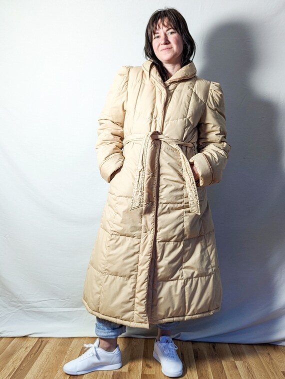 Vintage Beige Long Down Puff Coat with Belt - image 2