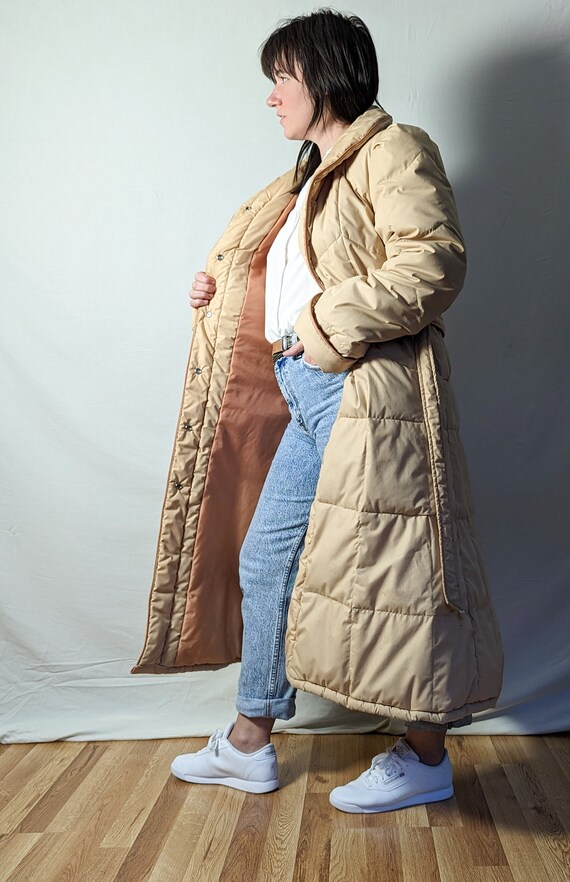 Vintage Beige Long Down Puff Coat with Belt - image 4