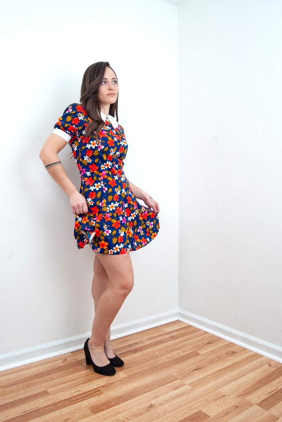 Vintage 50s/60s Bright Floral Collared Dress