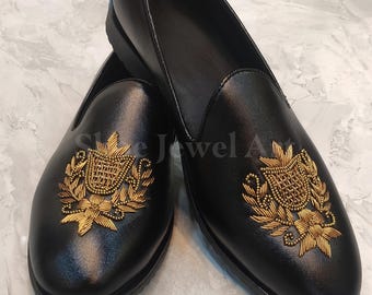 Jutti punjabi de cuero vegano negro hecho a mano para hombre, zapatos de novio bordados a mano con zardozi, mocasines de fiesta étnicos indios, regalos para novios.