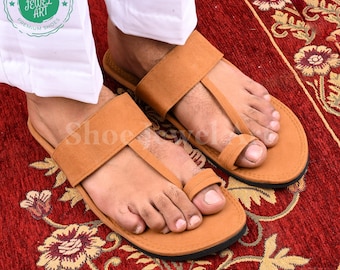 Handgemaakte Kolhapuri-sandalen heren: etnisch lichtbruine leren instappers