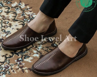 Chaussures à enfiler en cuir marron : mocassins faits main de coupe turque