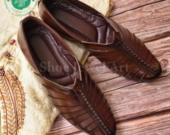 Men's Brown Leather Jutti Shoes: Ethnic Design Mojari Loafers