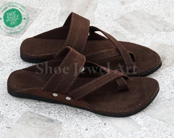 Relaxable Brown Sandals For Men, Comfortable mens Slippers, Ethnic Thong Sandal, Handmade Kolapuri Slippers, mens Flats, Gifts for husband,