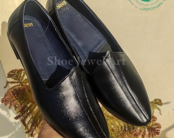 Handmade Leather Mojari Jutti Shoes: Black Ethnic Slip-On Wedding Shoes