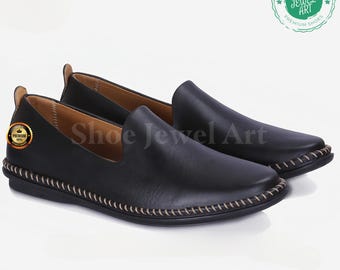 Handgemaakte leren mojari-schoenen: zwarte etnische loafers