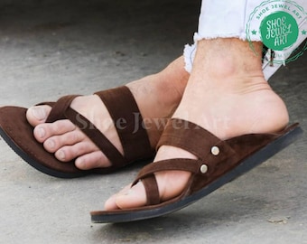 Gifts for Parents, Relaxable Brown Sandals For Men, Comfortable mens Slippers, Ethnic Thong Sandal, Handmade Kolapuri flip-flops, mens Flats