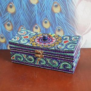 Scatola decorativa in legno tailandese artigianale, decorazione vintage, scatola portaoggetti dipinta a mano, portagioie, organizer per accessori da donna #122
