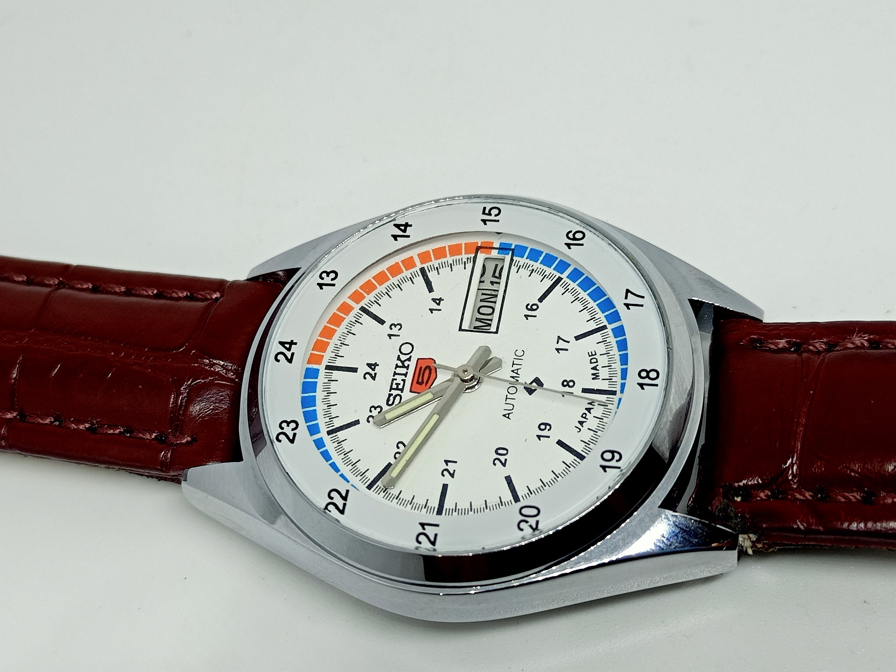1980 Vintage Seiko 5 Automatic Mechanical Wrist Watch White | Etsy