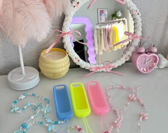 Glow In Dark Roku Remote Cover with Beaded Leash