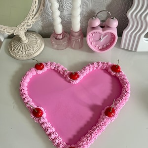 Bandeja para tarta de imitación con forma de corazón de cereza rosa