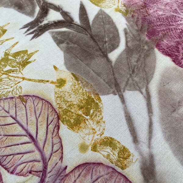Echarpe Ecoprint ; Soie Viscose tienté par nature / Impression naturelle des plantes / Real leaf printed with natural coulors and mordants