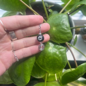8 ball swirl pendant necklace