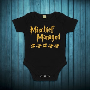 Mischief Managed silhouet digitale svg, HP svg, Wizard gezegden svg, Funny baby Onsie SVG