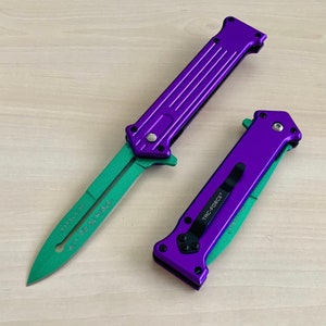 8 Joker Purple Tactical Cute Spring Assisted Open Blade Folding Pocket Knife.Cool Knife. Gift for Father. Gift for boyfriend. imagem 3