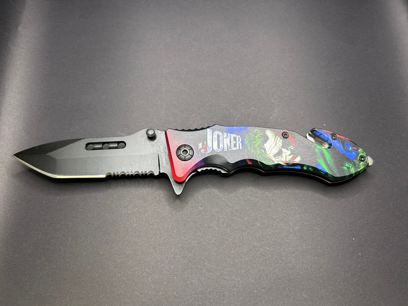 8 Joker Purple Tactical Cute Spring Assisted Open Blade Folding Pocket Knife.Cool Knife. Gift for Father. Gift for boyfriend. imagem 10