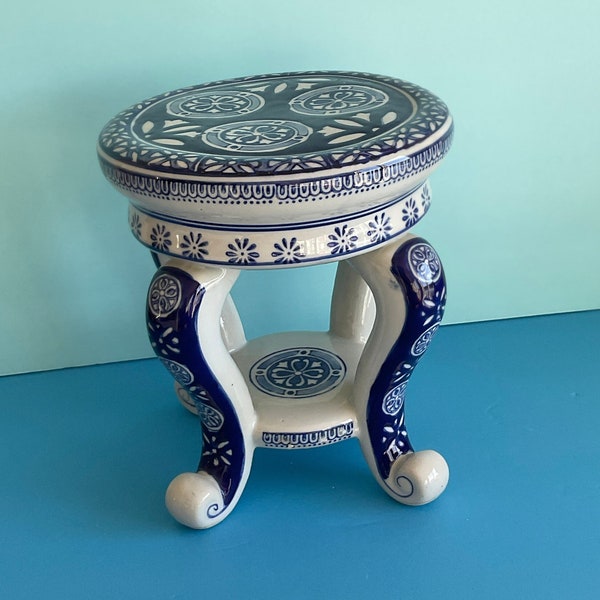 Vintage Plant Stand Cobalt Blue & White Bonsai Tree Stand Chinoiserie Garden Stool Chinese Porcelain Asian Design Stool Display 1990s