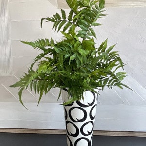 Vase Bitossi vintage Vase en céramique émaillée floral noir et blanc, poterie, art moderne du milieu du siècle, décoration d'intérieur vintage Italie des années 1980 image 7