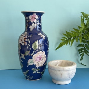 Vintage Vase Handcrafted Baluster Vase Chinese Porcelain Home Accent Chinoiserie Decor Decorative Vase 9.75” HT
