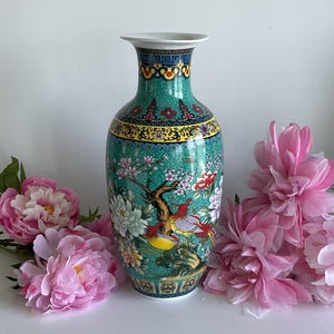 Vintage Style Jingdezhen Enamel Vase Hand-Painted Chinese Porcelain Shelf Styling Entryway Décor Birds & Blossoms Chinoiserie Ornament 14&quot;