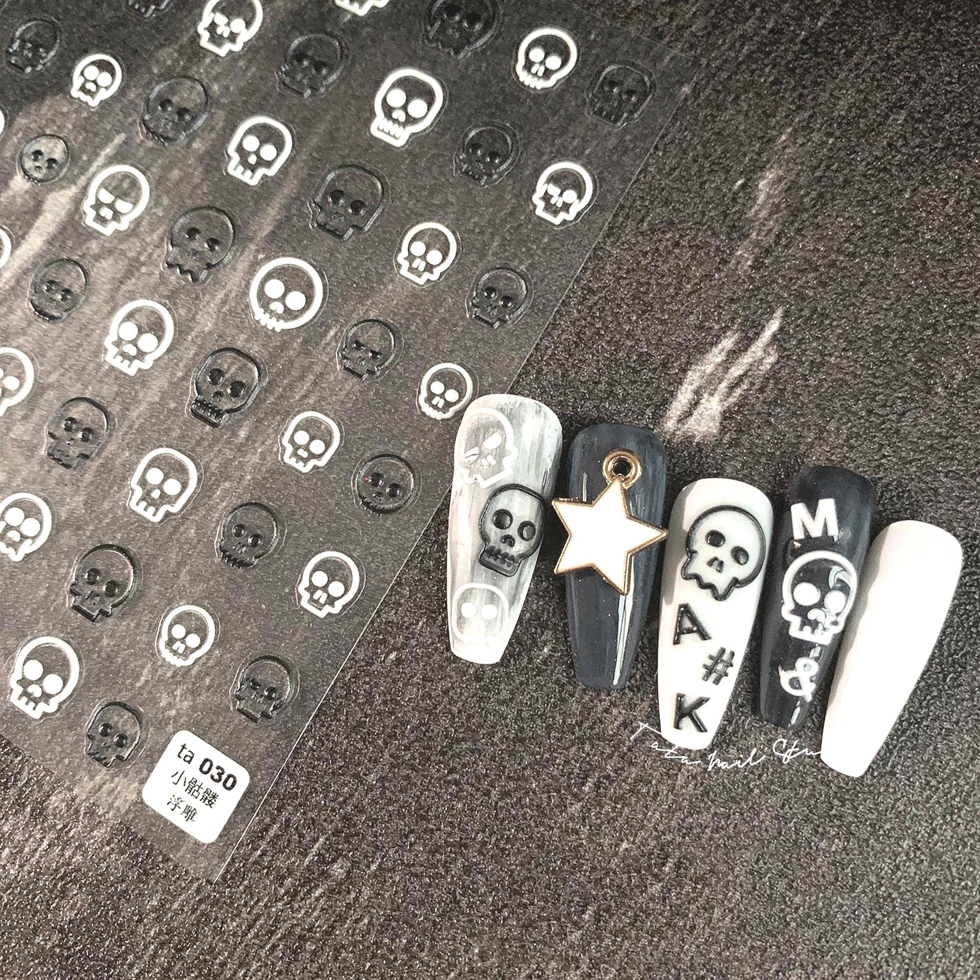 Nagel-Tattoos Mit Totenkopf-Motiv – Selbstklebende Sticker Für Gruselig-coole Nailart | Einfach Per Wassertransfer