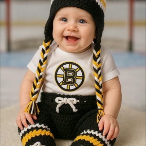 Baby Hockey Boston Bruins NHL Outfit Available in Sizes Newborn and 0-3 Months Photo Prop Costume Handmade Crochet READY to SHIP!