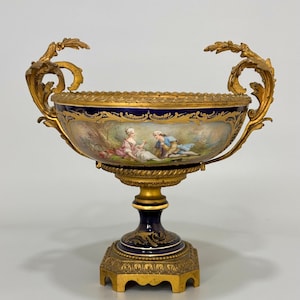 19.th Century Sevres Style Ormolu Mounted Oval Porcelain Centerpiece