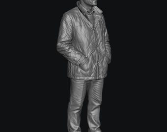 SW9561 Charlie Ireland Standing - Clarkson's Farm