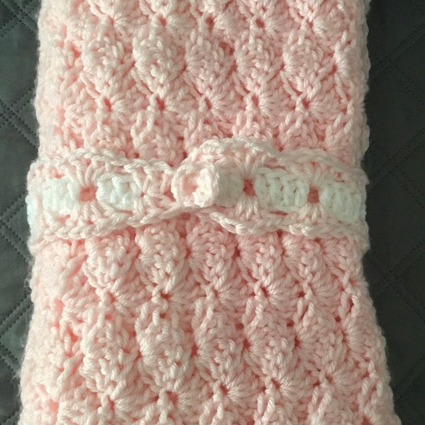 Baby girl crochet blanket, Pink crochet baby blanket, baby Afghan, 32 inches by 29 inches, shell pattern, baby shower gift