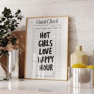 Gastcheque Hot Girls Love Happy Hour-print, trendy monochrome gastencheque, retroprint, trendy muurkunst, barwagenkunst, happy hour-decor