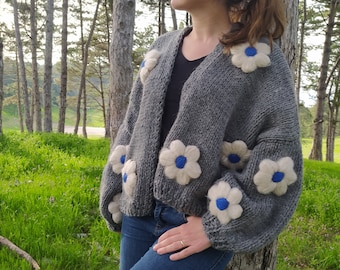 Daisy Floral Short Cardigan: Crop Bloom Chunky Sweater