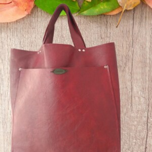 Bolso de hombro de cuero hecho a mano para mujer - Monedero elegante y duradero con correa ajustable, bolso burdeos de cuero artesanal, Día de la madre