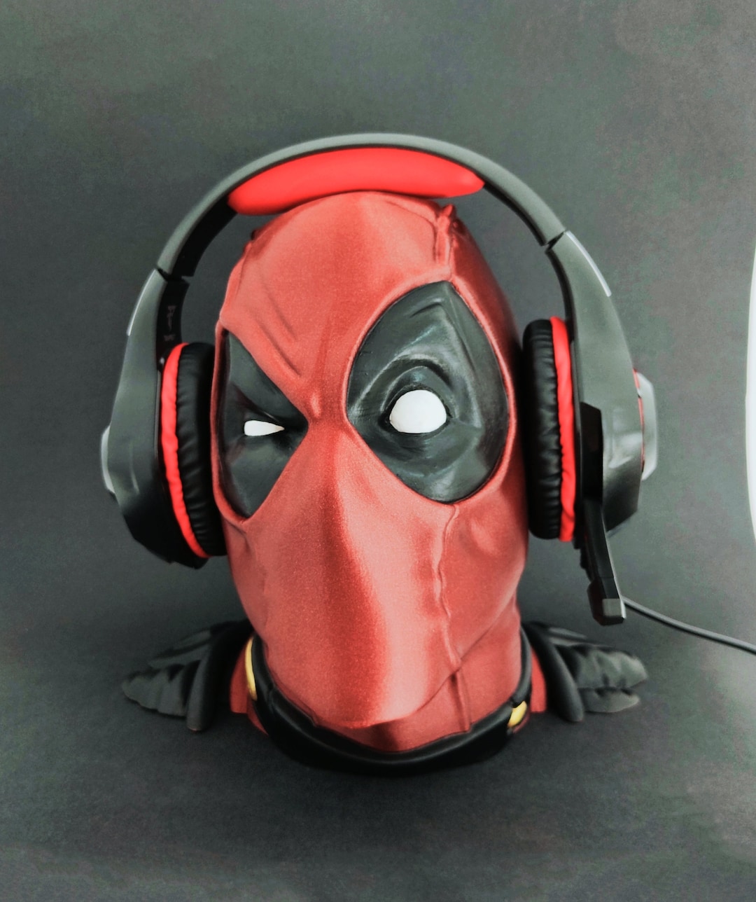Deadpool Headphone Holder Stand 3d Printed Helmets Accessory Console Playstation Xbox Nintendo