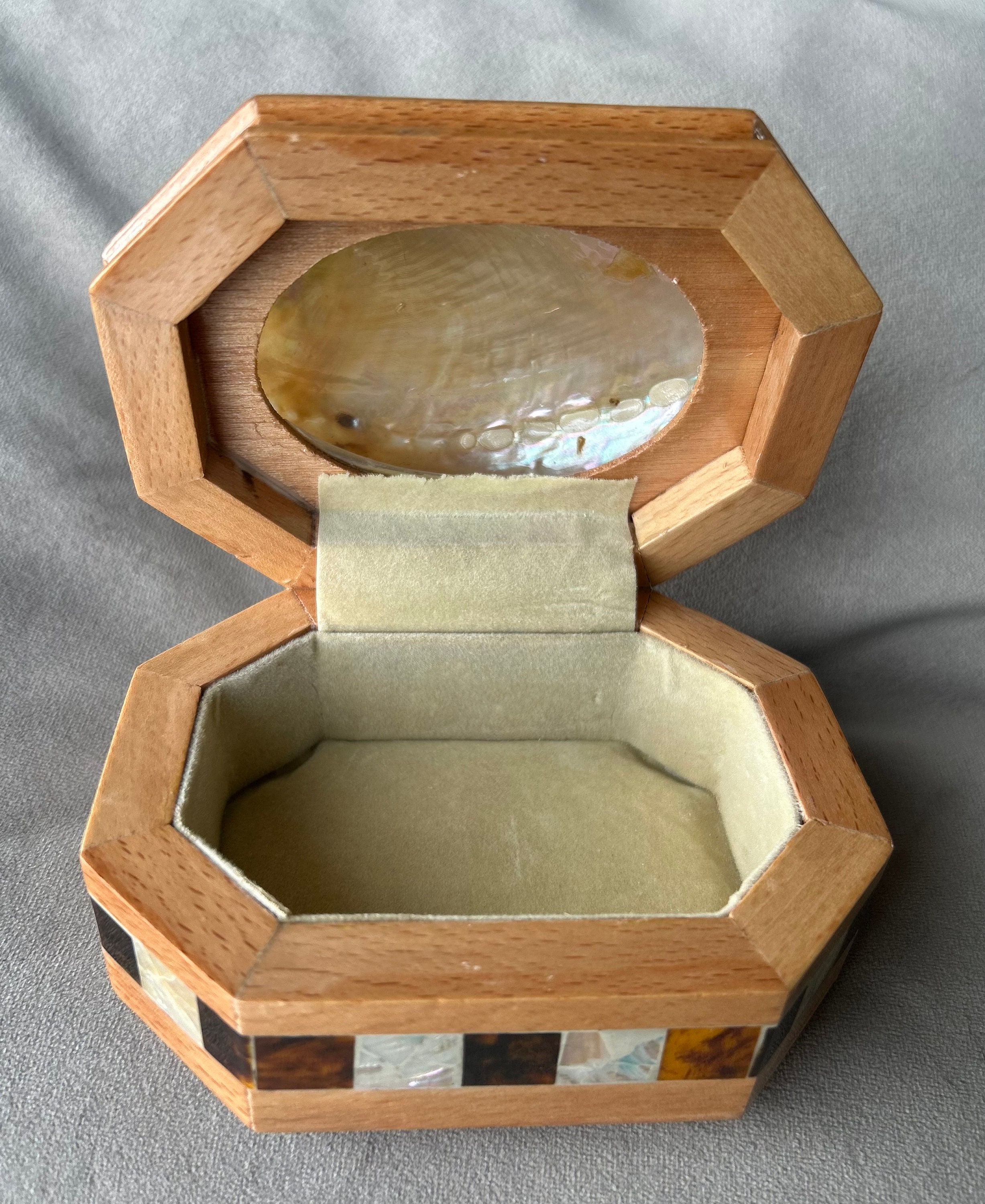 ハンドメイド 木製 ガラス蓋付きBOX ディスプレイ小物 什器