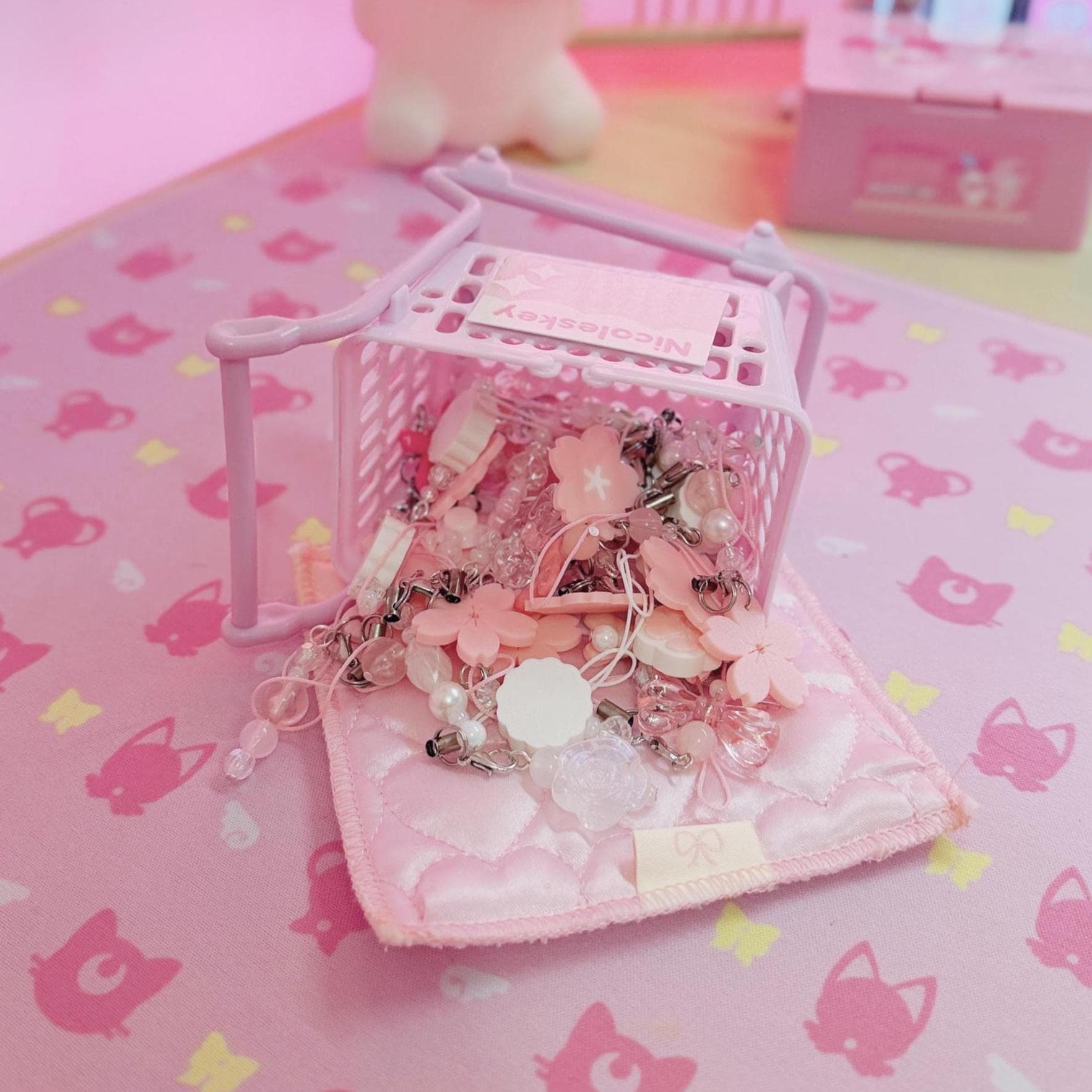 Juminocore trinkets - Etsy 日本