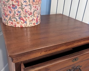 1920’s American Art Deco 3 drawer cabinet