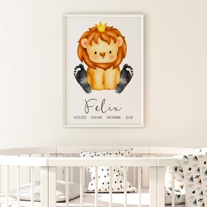 Babygeschenk Löwe personalisiert Geschenk Fußabdruck Wandbild Baby & Kinderzimmer Deko Geschenk zur Geburt, Taufe PDF Download Bild 5