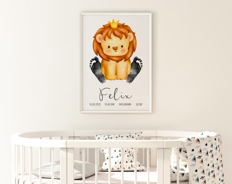 Babygeschenk Löwe personalisiert Geschenk Fußabdruck Wandbild Baby & Kinderzimmer Deko Geschenk zur Geburt, Taufe PDF Download Bild 5