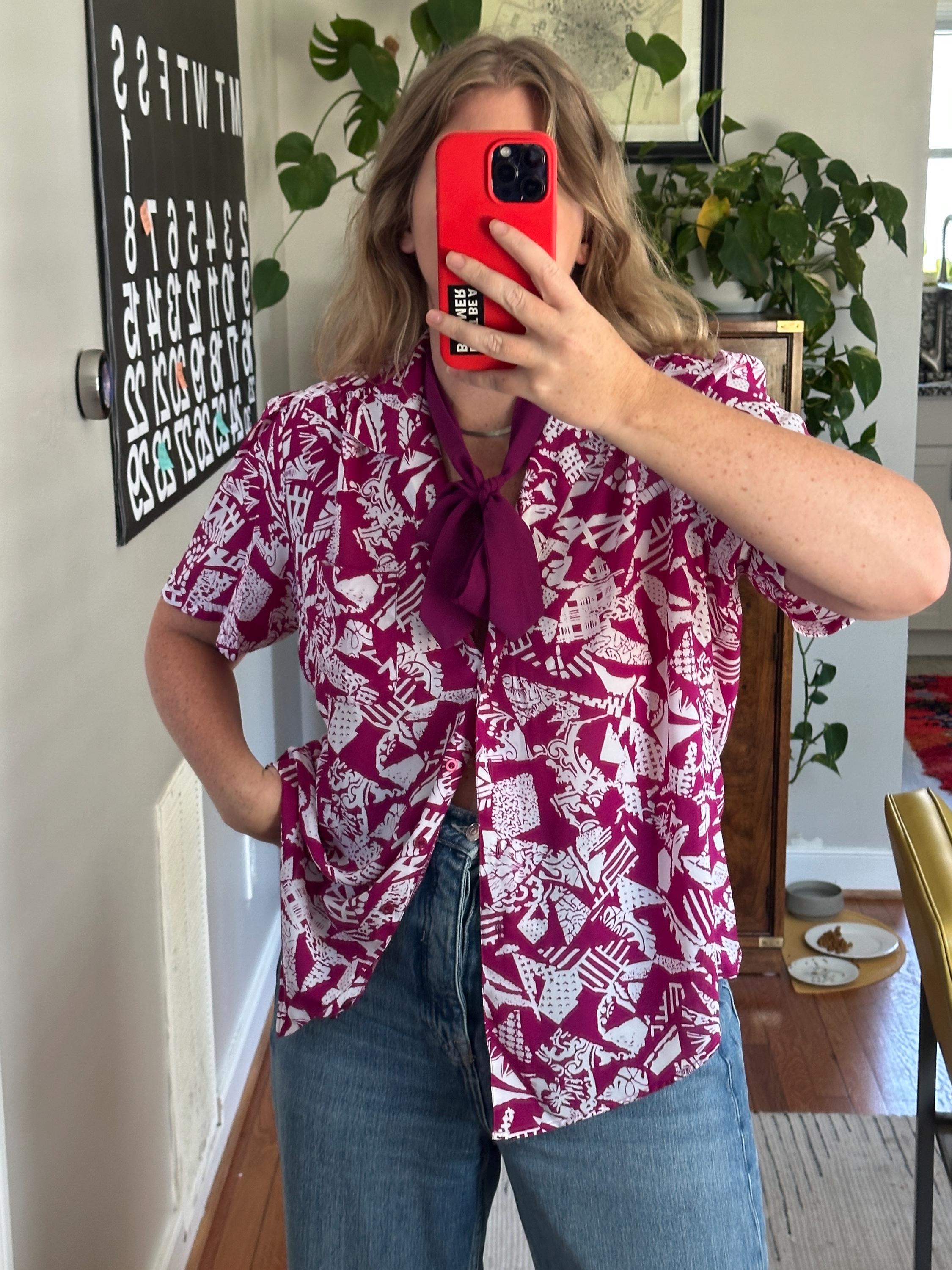 Vintage 80s Purple and White Patterned Short Sleeve Shirt