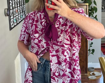 Vintage 80s Silky Purple Patterned Shirt: Detachable Neckerchief Belt