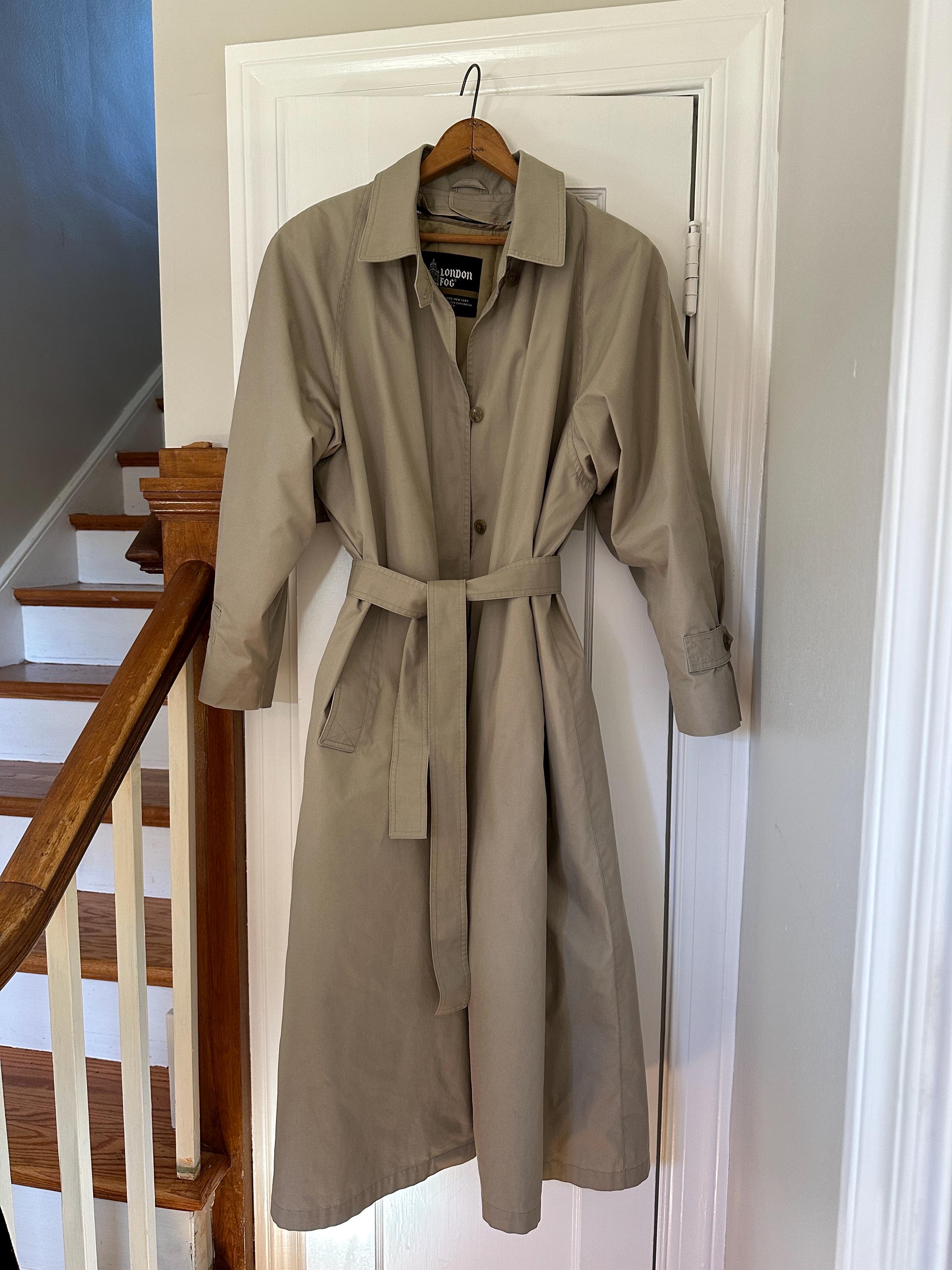 Vintage Classic Tan Trench Coat, Light Tan Trench, Oversized Vintage Classic Tan Trench Coat, Light Tan Trench, Oversized