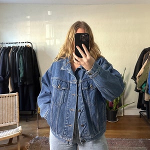 Vintage denim jacket, oversized jean jacket, blue jean jacket, denim coat