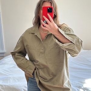 Vintage Orvis Tan Cotton Pullover Shirt: Oversized Safari Style