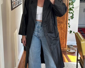 Vintage Black Real Leather Trench Coat for Women – Classic Long