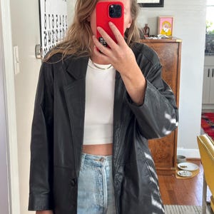veste en cuir noir vintage, veste en cuir surdimensionnée avec col long, années 80, 90, manteau en cuir vintage, cuir noir, rétro