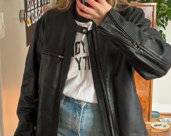 Vintage Leather Collarless Motorcycle Jacket in Black
