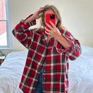Vintage Red Plaid Cotton Button-Down Shirt: Oversized Boyfriend Style