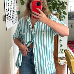 Camicia a maniche corte a righe vintage con bottoni, camicia oversize a righe verdi e bianche, camicia oversize a righe blu, camicia boyfriend