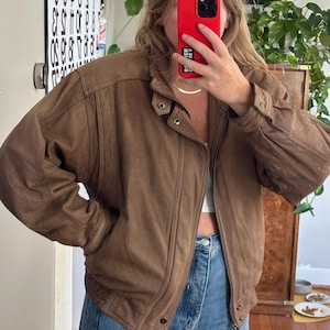 Vintage Brown Leather Bomber Jacket: 90s Oversized Fit